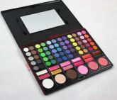 Paleta de 78 cores Sombra/Blush/Batom